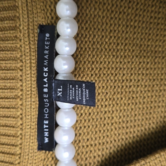 White House Black Market knit sweater in XL - Picture 3 of 10